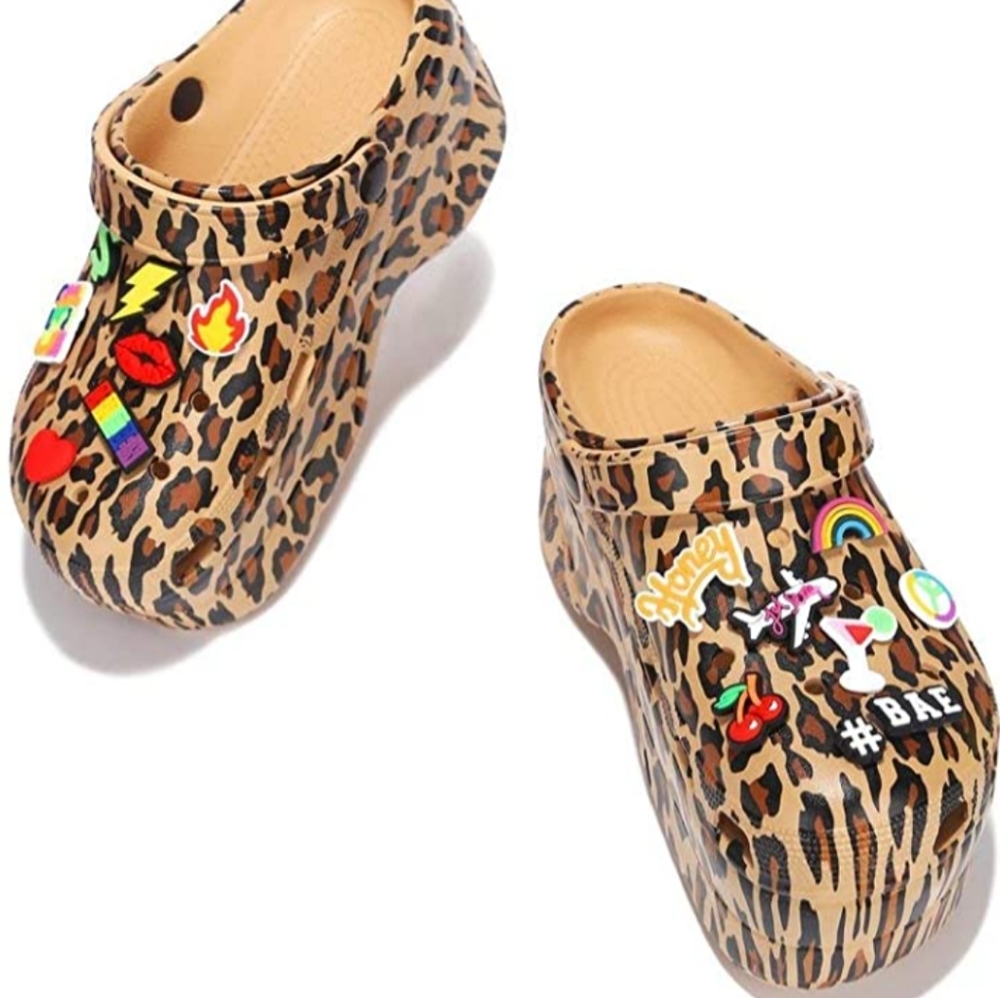 Crocs leopard platform cape Robbin